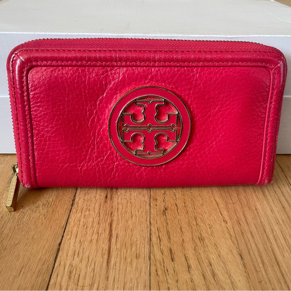 Tory Burch hot pink wallet - clean!